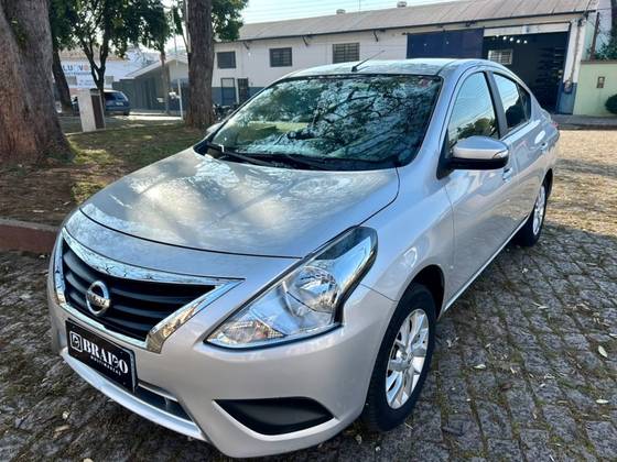 NISSAN VERSA 1.6 16V FLEXSTART SV 4P MANUAL NISSAN VERSA 1.6 16V FLEXSTART SV 4P MANUAL